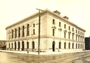 1913 photograph of the Bellingham Federal Building and post office