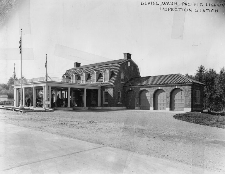 1931 photograph of the United States border inspection station at Blaine, Washington