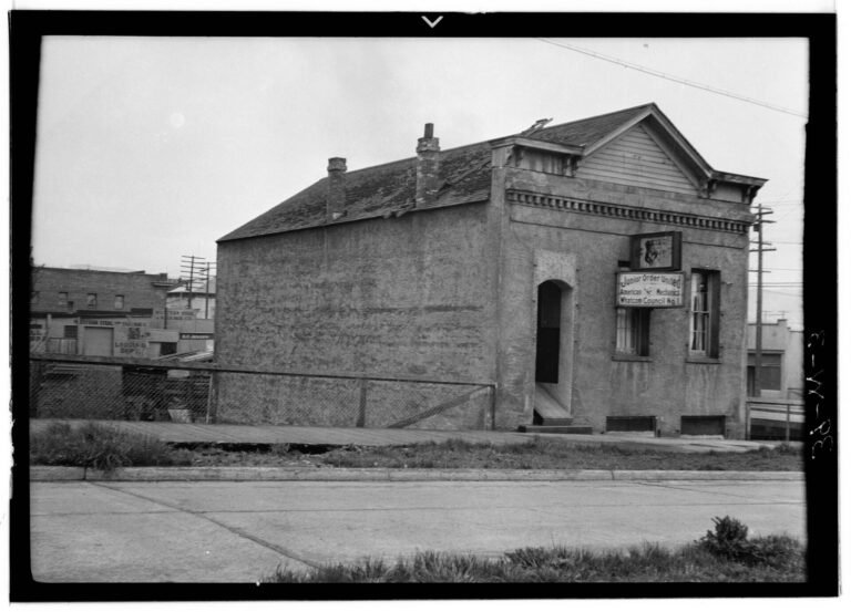 HABS exterior photo of the old Whatcom County brick courthouse on E Street