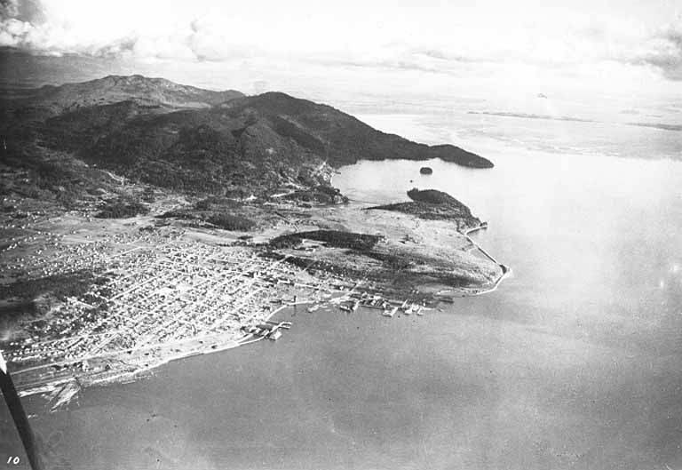 Aerial view of the Bellingham waterfront around 1912