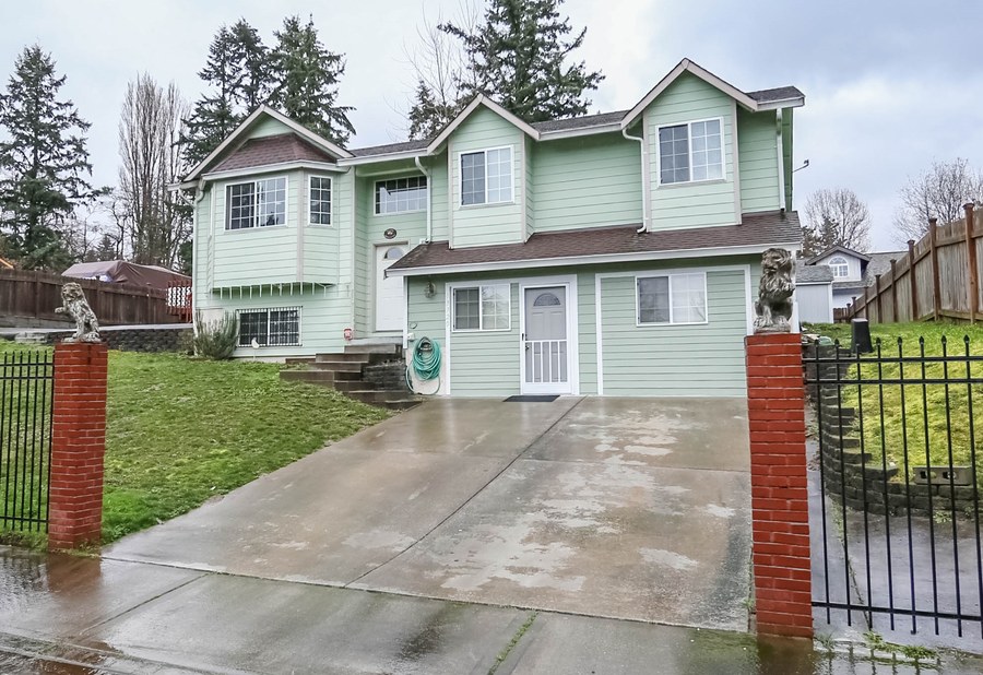 A typical listing photo
